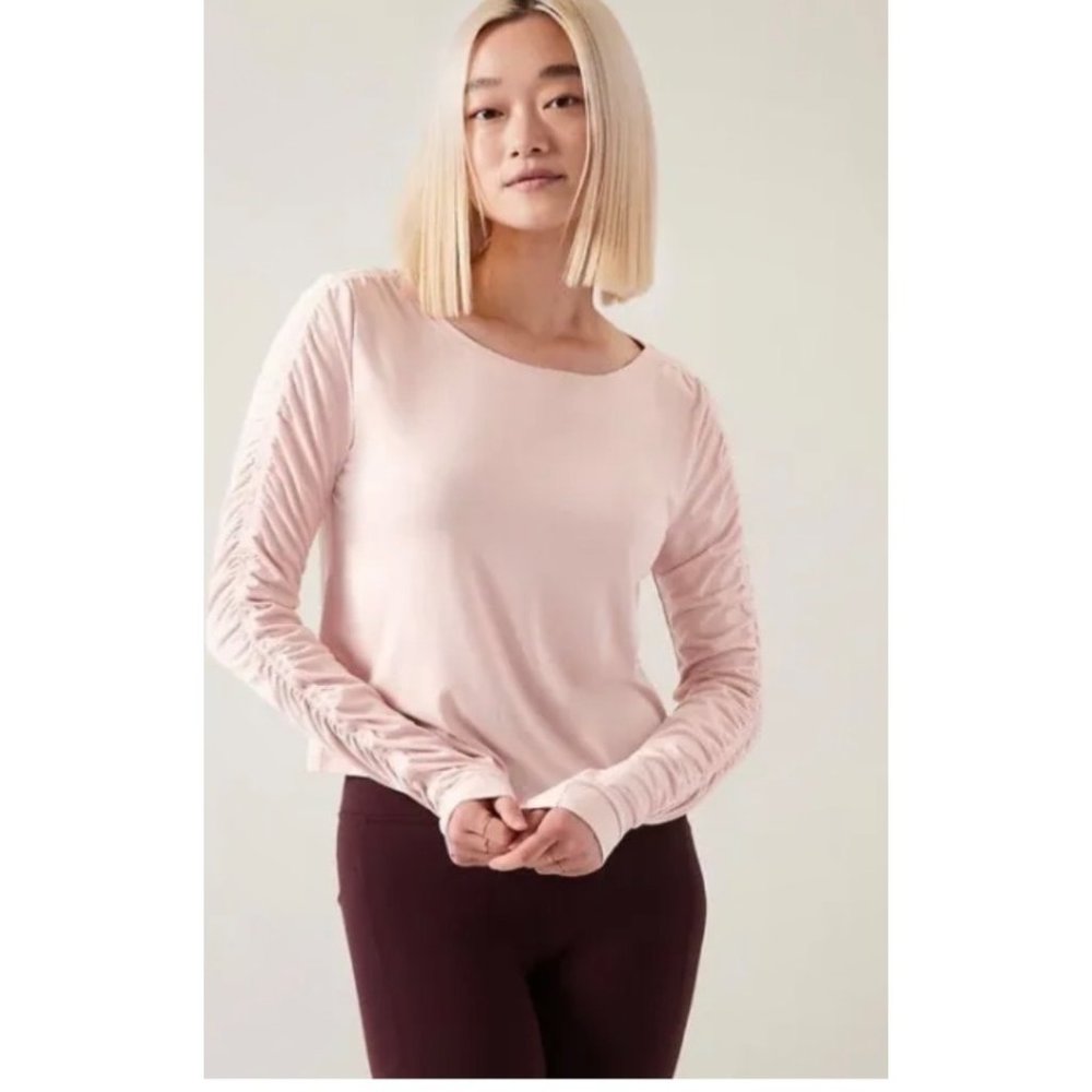 ATHLETA All Around Ruched Top NWT XS